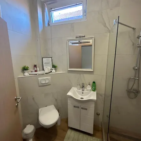 Apartment Bliss Apartments-taurunum2 *